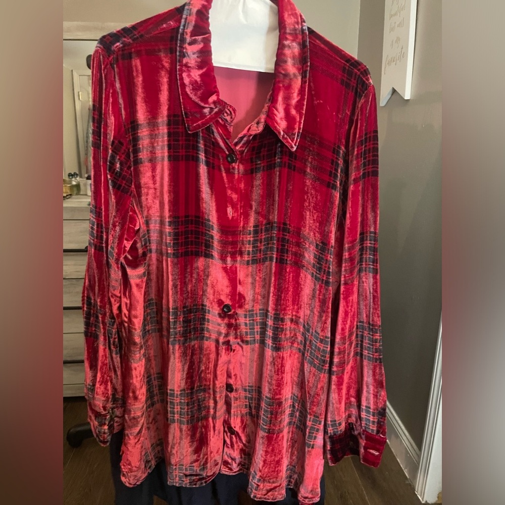 Soft Surroundings Velvet Button Up Blouse